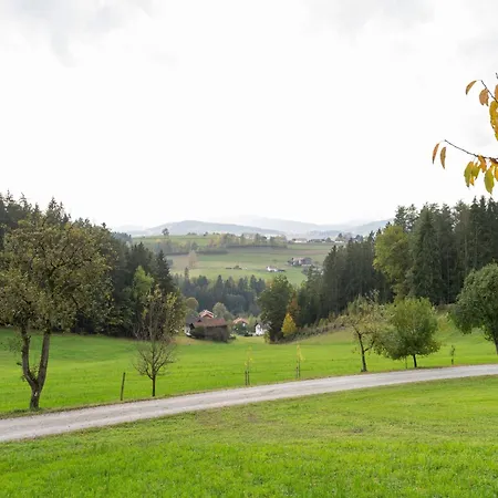 Casa vacanze Beautiful In With Views Viechtach